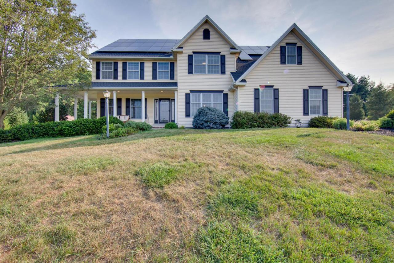 Hummelstown Hideaway With Game Room And Large Yard! Экстерьер фото